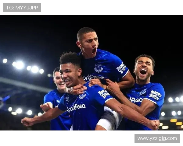 切尔西与埃弗顿的激烈对决展现英超赛场的精彩与魅力