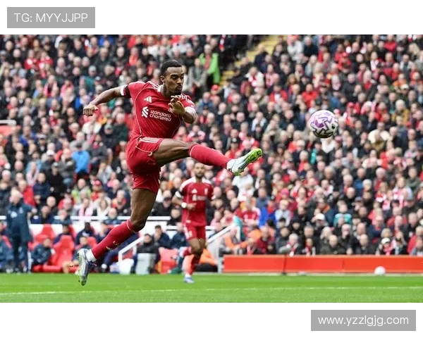 利物浦与巴萨历史交锋战绩回顾及精彩瞬间分析