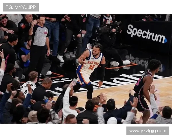 热火与尼克斯精彩对决回放全场亮点分析与精彩瞬间重温