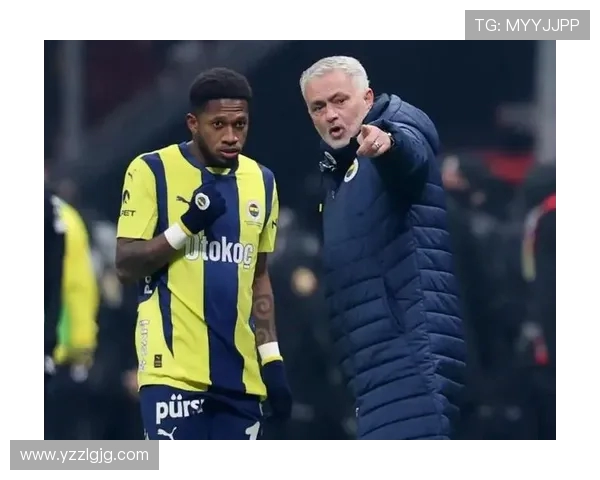 费内巴切与迪纳摩激战正酣谁能在这场对决中笑到最后