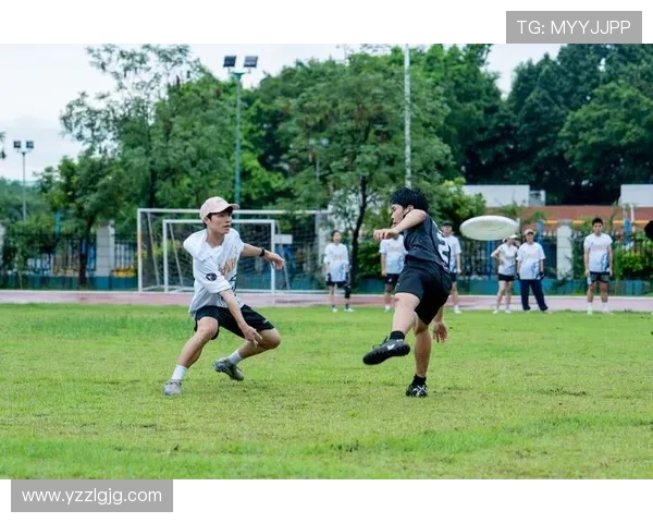 南京飞盘队荣登全国飞盘团队协作排行榜第三名展现团队实力与合作精神